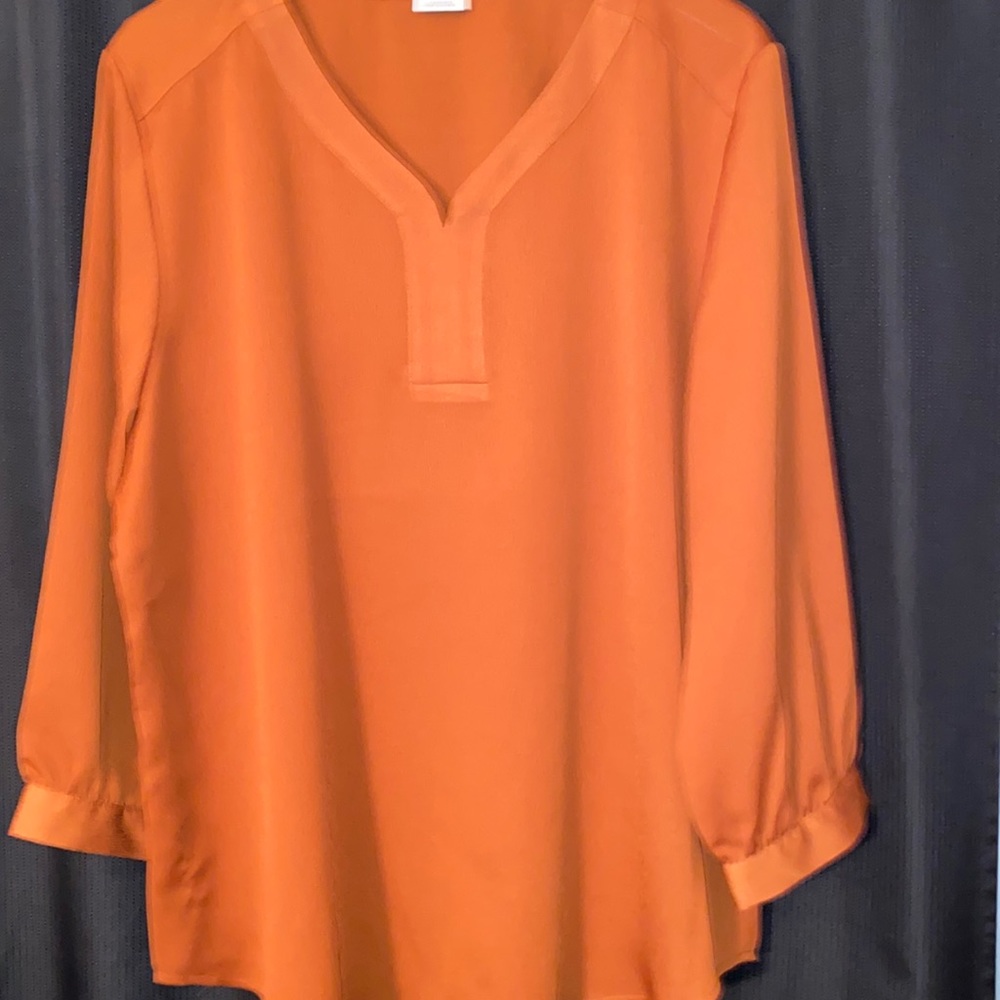 Van Heusen shirt size XL